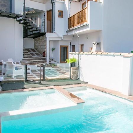 Apartamentos Turisticos La Casa Vieja Sabiote Exteriér fotografie